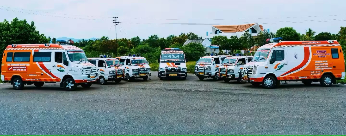 Savaliya Patel Ambulance Service team and vehicle